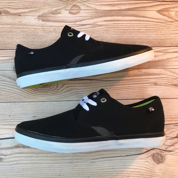 Quicksilver Black Sneakers - Picture 3 of 15